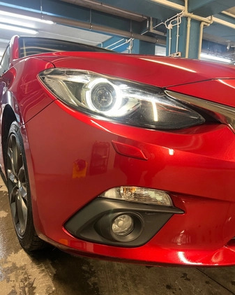 Mazda 3 cena 53990 przebieg: 106116, rok produkcji 2017 z Rumia małe 704